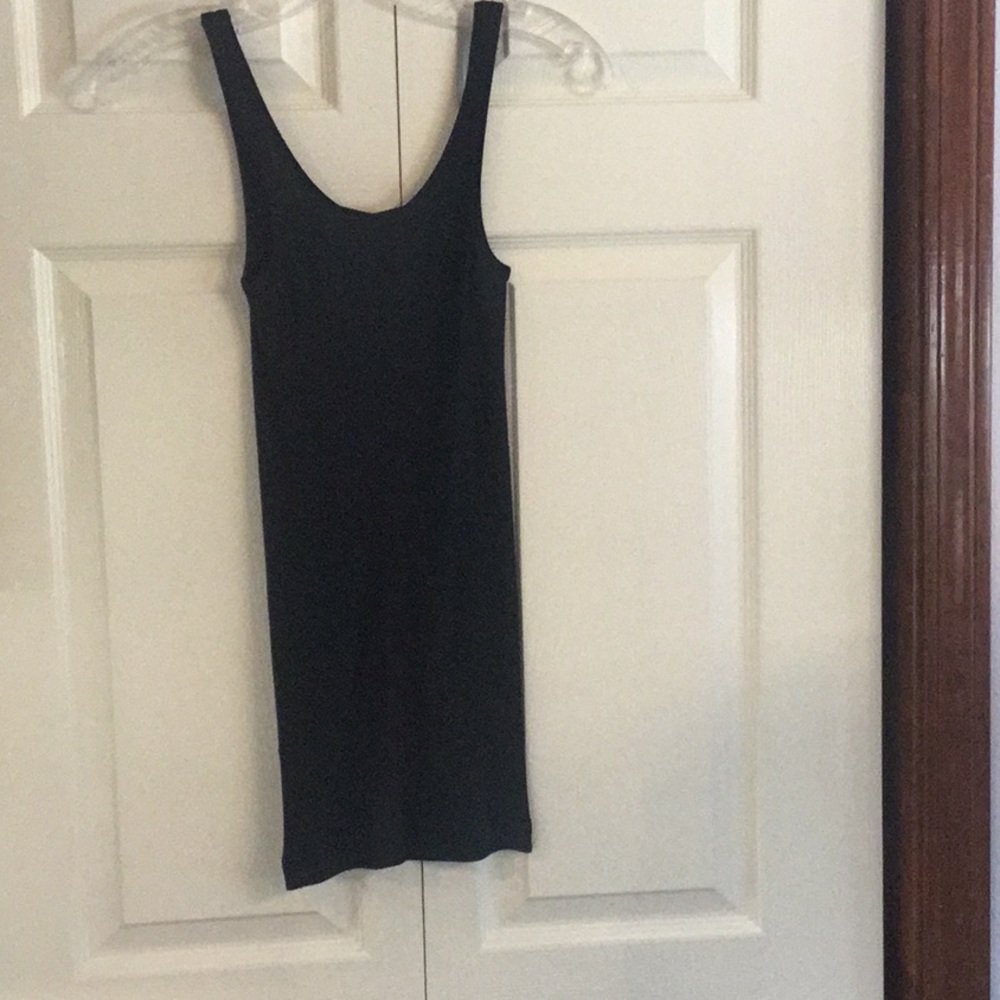 Vince black sleeveless Tank NWT - Picture 4 of 5